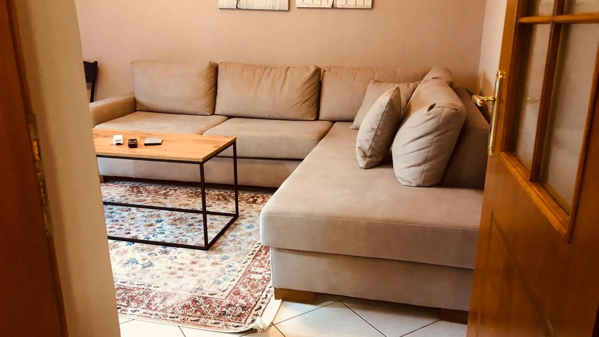 Qemal Stafa Apartment Tirana